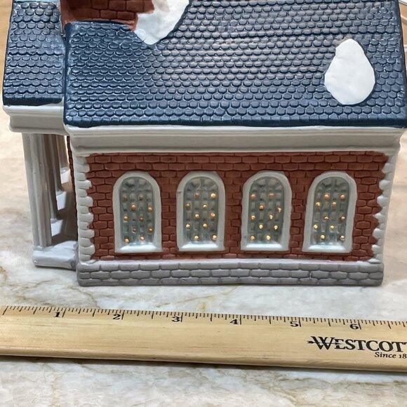 Dickens Keepsake Liberty Church 1994 Lighted Building Christmas Village NEW - Picture 11 of 14